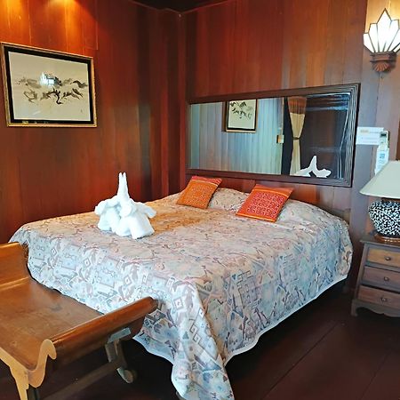 Tonnam Homestay Chiang Mai Exteriör bild