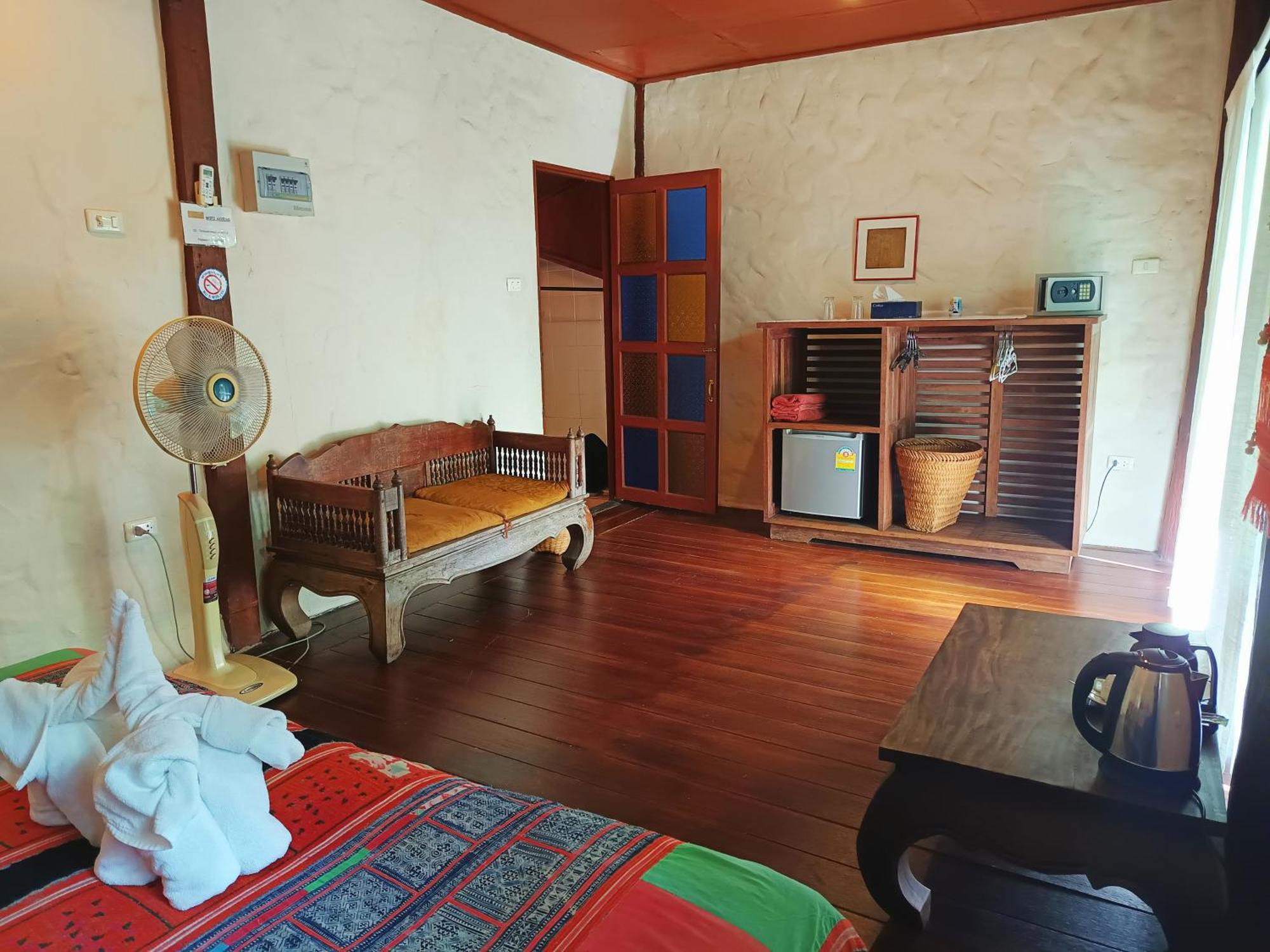 Tonnam Homestay Chiang Mai Exteriör bild