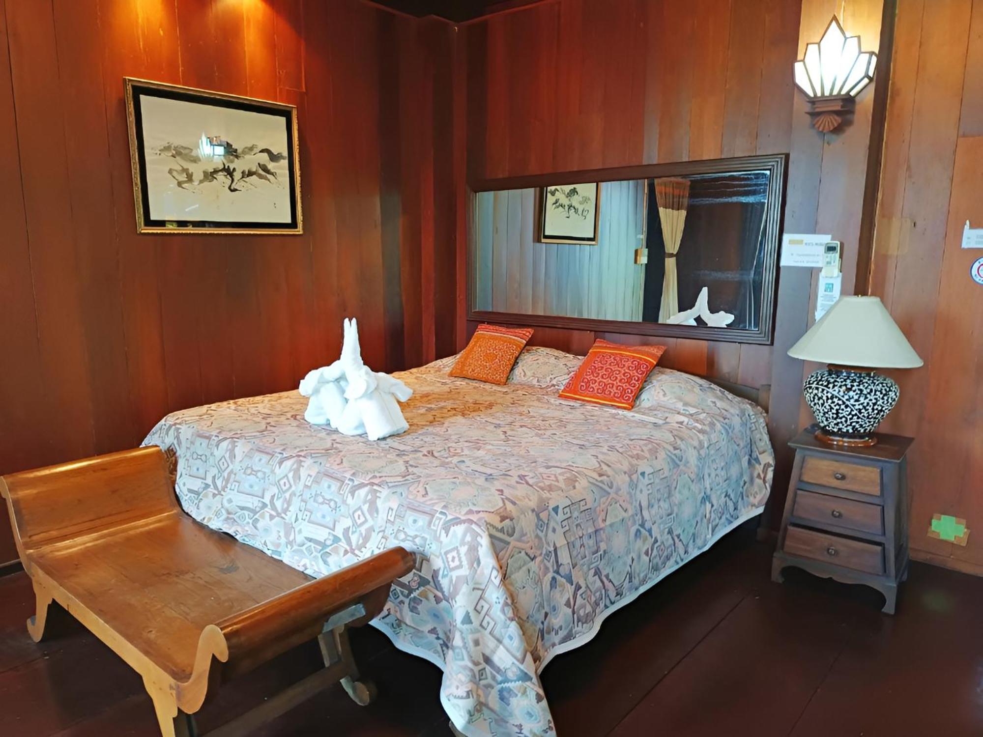 Tonnam Homestay Chiang Mai Exteriör bild